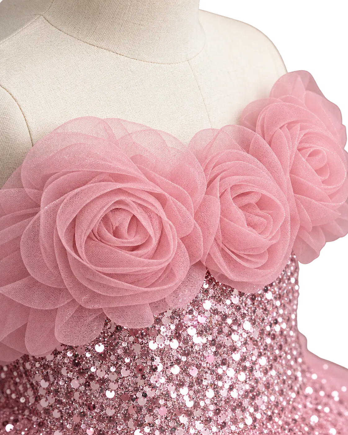 Detalhe de Vestido Rosé Flores de Festa